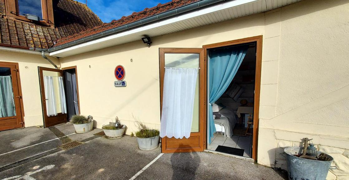 La Taverne Buire-le-Sec Buitenkant foto